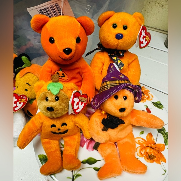 Ty Other - Halloween Beanie Babies lot Treator, Pocus, Treatsies, bean bears